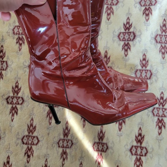 Balenciaga ankle slacquer leather booties - Picture 2 of 11